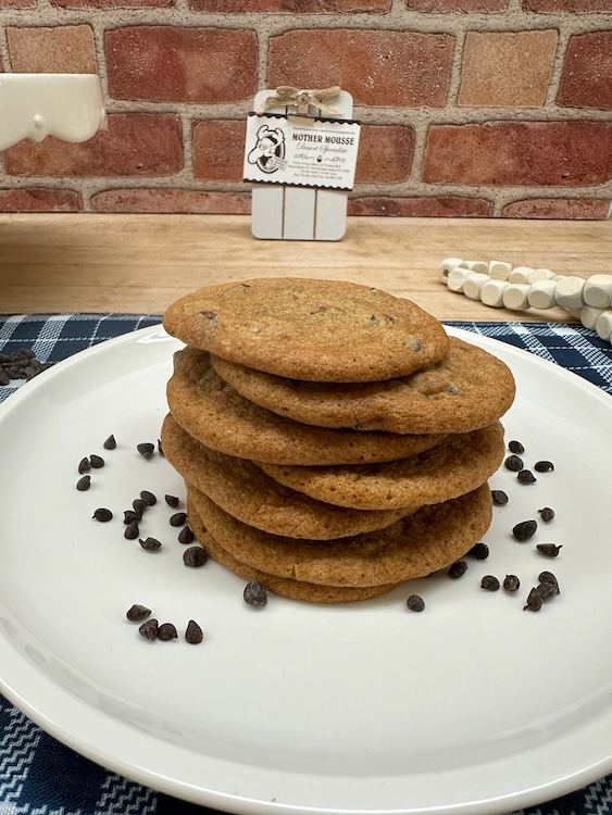 CHOCOLATE CHIP COOKIES