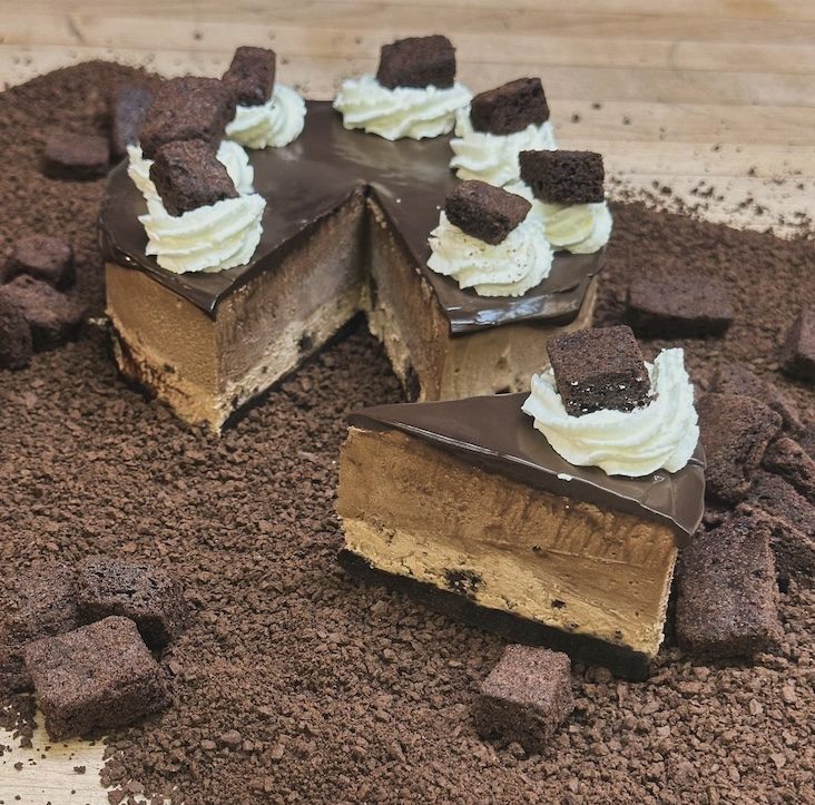 TRIPLE BROWNIE MOUSSE CAKE