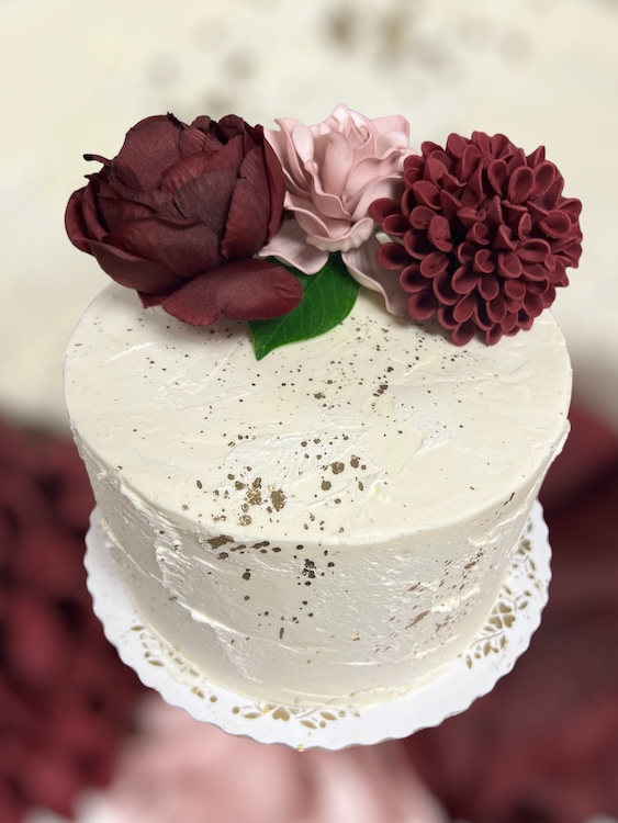 DARK FLORAL CAKE