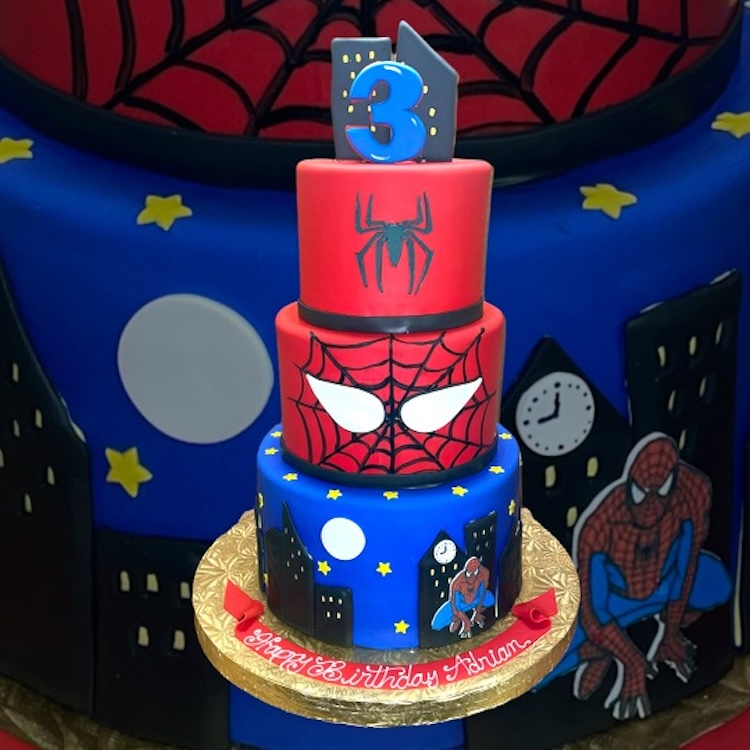 “SPIDERMAN” CAKE